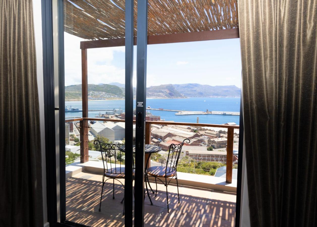 Mariner Guesthouse & Villa Simonʼs Town Екстериор снимка