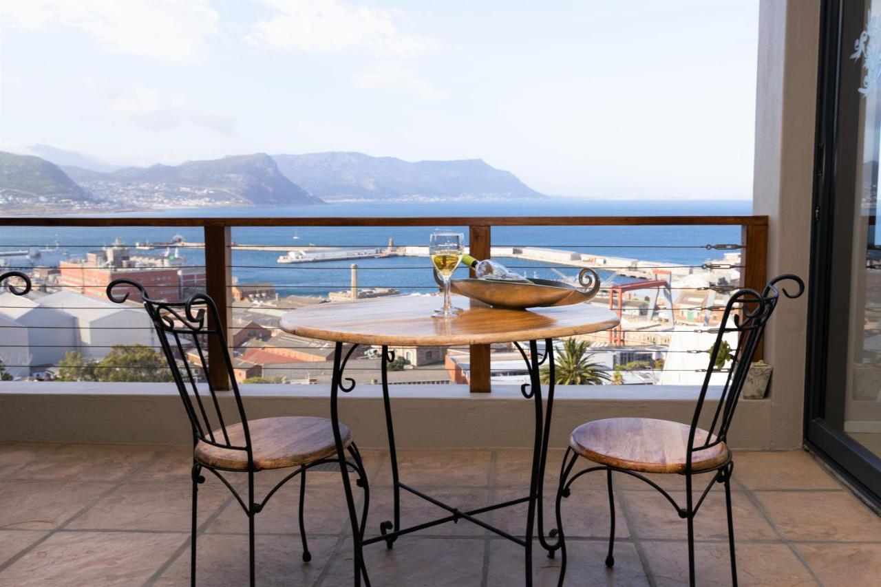 Mariner Guesthouse & Villa Simonʼs Town Екстериор снимка