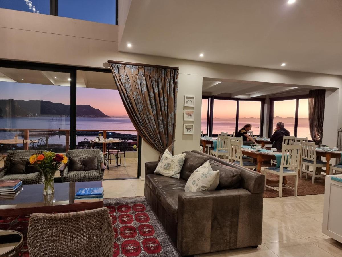 Mariner Guesthouse & Villa Simonʼs Town Екстериор снимка
