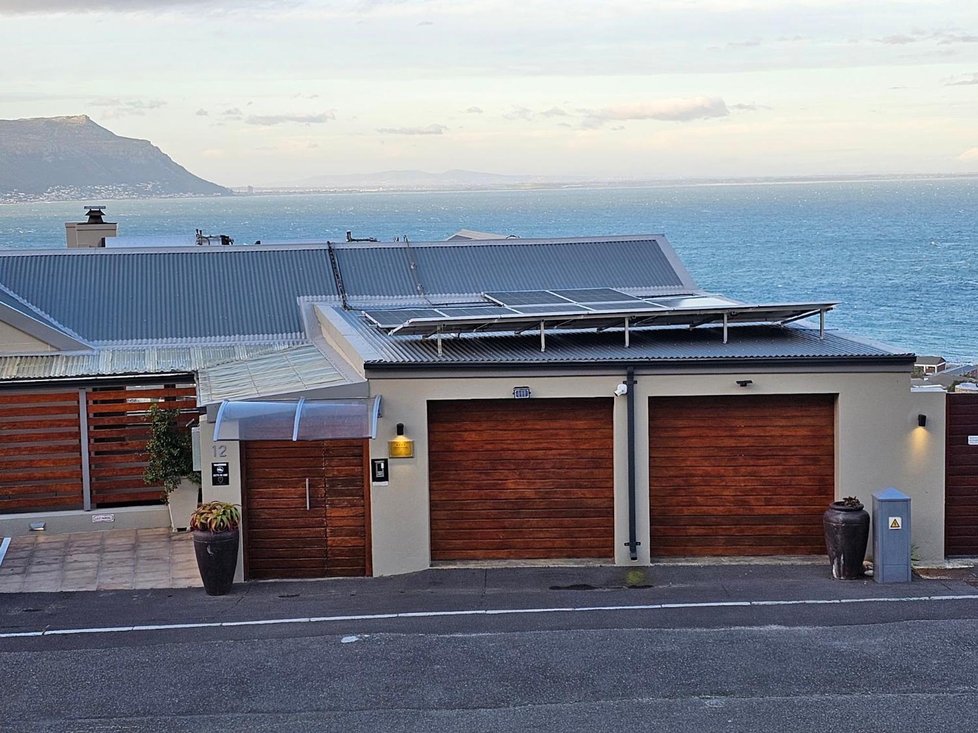 Mariner Guesthouse & Villa Simonʼs Town Екстериор снимка