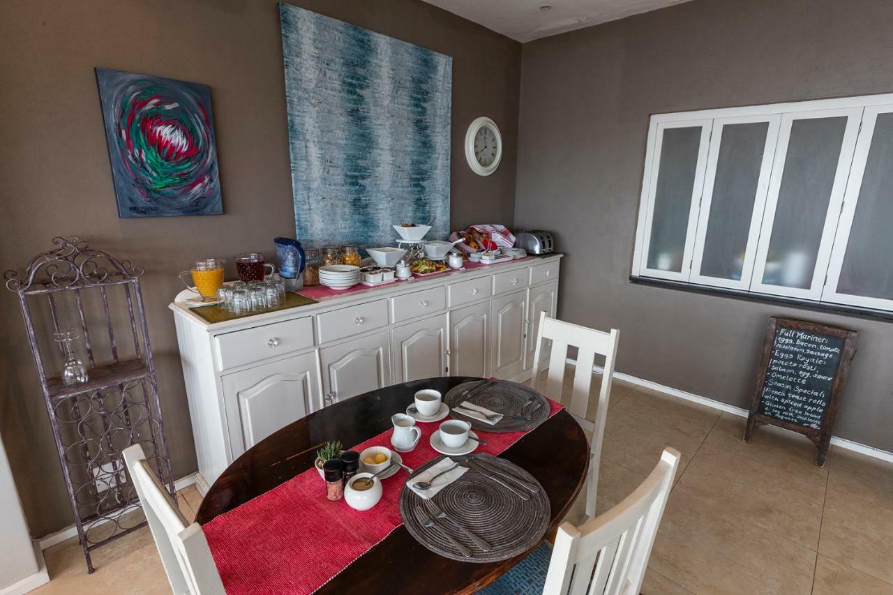 Mariner Guesthouse & Villa Simonʼs Town Екстериор снимка