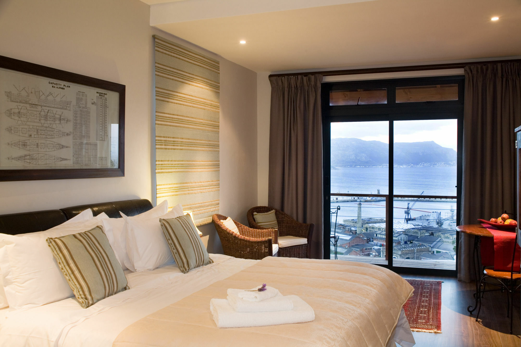 Mariner Guesthouse & Villa Simonʼs Town Екстериор снимка